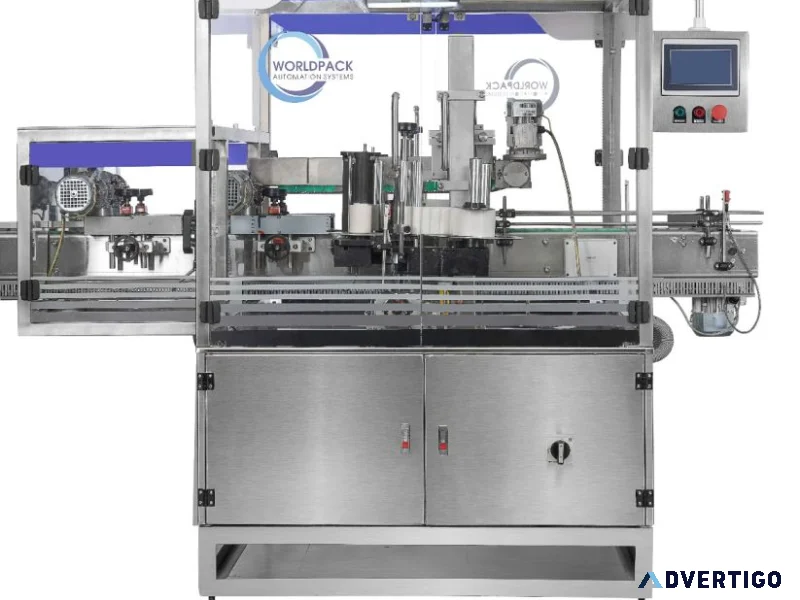 Sticker labelling machine with high accuracy