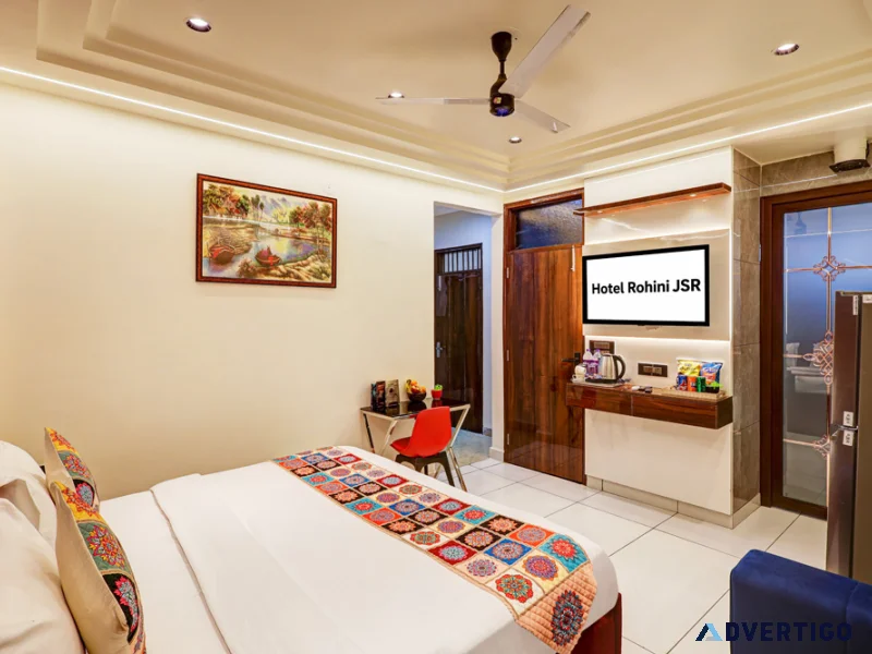 Hotel near rohini hospitals