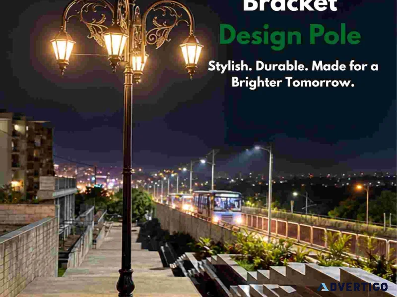 Street light bracket designed for safe and efficient light