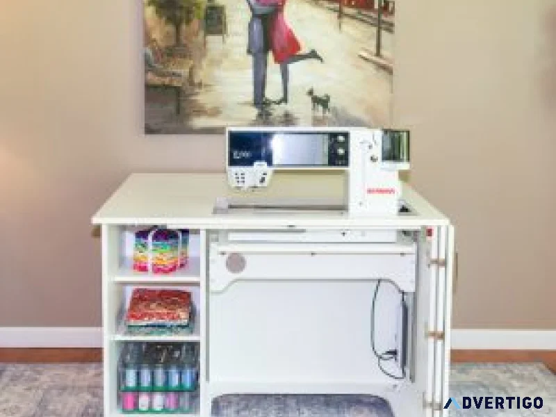 Horn model 4200 electric lift sewing cabinet