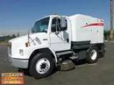 2003 FREIGHTLINER FL70 Sweeper Truck