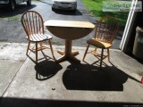 Dinning table with 2 chairs
