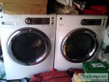GE ElectricDigital Side by Side WD Lrg Cap Front Loaders