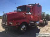 2006 Kenworth T600 Aero Sleeper Truck - RTR 5101708-01