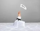 No se hunda en el papeleo llame a los expertos.