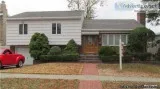 ID (MCD) 4 Level Split In The Prestigious Area Of Weeks Woodland