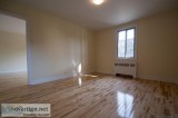 5.5 renovated apartment for rent