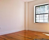 Stunning Views Of The City On The Fourth Floor queens  Budget-Fr