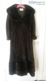 VINTAGE FULL LENGTH MINK COAT WITH ZIP-OFF BOTTOM IN VERY GOOD C