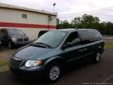 07 Chrysler Town and Country