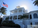 Need a place to park your Cars 1-10  St Armands