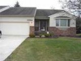 Fresh and Spirited Ranch Condo In Grosse Ile