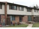 Beautiful Downers Grove townhome