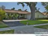 Charming bedsbath Lake Balboa home for sale