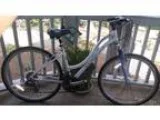 Schwinn Trailway Women s Bicycle Perfect Beltway Bike (Midtown)