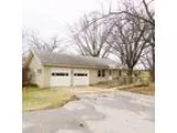 High Traffic Commercial Building for Rent (Springfield) 1000 748