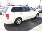 2008 Hyundai Entourage GLS