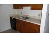 Foreclosure Condominium for sale in Wallingford CT