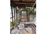 Emptying shed
