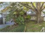 5853 Cozzens St