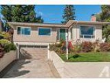 1672 Sunnyslope Avenue