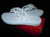Guess Flip-flops  New in Box (N Marion)