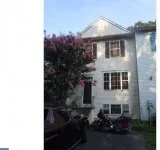 Townhouse in NEWARK