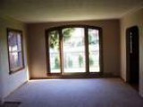 LIVE and WORK UNDER SAME ROOF (24th Avenue and Summitview) 35590