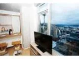 Temp 1 Month Rental Modern HighRise Spectacular Views of Space N
