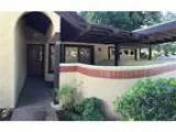 Lake view end unit 22 single story condo with 3 patios in Chico