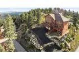 Amazing Views Open Floor plan with Apartment