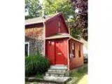 Adorable house in excellent location. Don t miss out