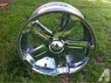 20 inch 6 lug chrome rims - 650 (Franklinton)