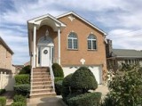 ID (GRE) Beautiful Brick High Ranch In Whitestone For Sale