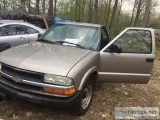 TRUCK-2003 CHEVROLET S10