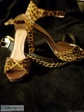 NEW VINCE CAMUTO HEELS