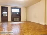 2150 - Studio Apartment in Upper West Side