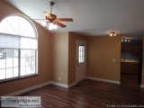 ((Amazing Tree Lined 2bd2bth townhome))