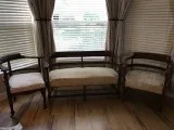 Settee set