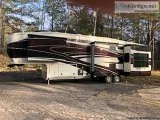By Owner 2013 40 ft. Jayco Pinnacle 36REQS w4 slides