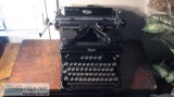 RARE ANTIQUE ROYAL TYPEWRITER