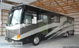 2005 Fleetwood Revolution 30.000