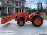 2014 Kubota L3301 tractor WLoader and Mower 3800