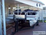 20&rsquo PLAYCRAFT PONTOON