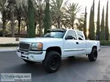 2005 GMC Sierra 1500 White Pickup