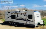 Super Super Nice 2006 Fleetwood Gearbox 300 RV