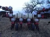 White 6100 8 Row 30&rdquo Spacing Planter