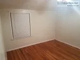 450 Room for Rent  100 deposit