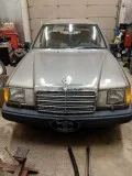 1987 Mercedes-Benz 300 E