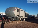 Well maintained 5th wheel for sale